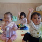 ５月　室内遊び（０歳児）