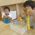 ７月　＊指先を使った遊び＊