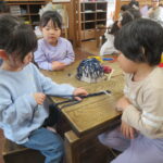 ４歳児美容室ごっこ