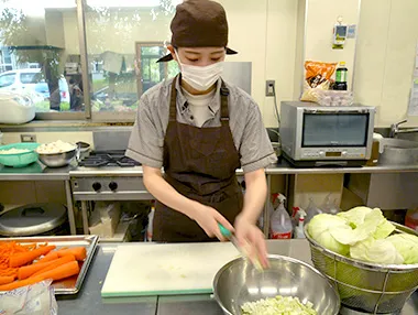 給食調理「乳児は9時～朝おやつ」