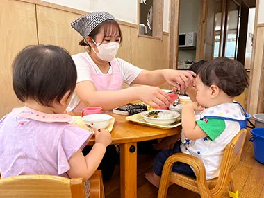 給食「おいしいお昼ごはん」