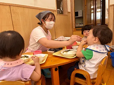 給食「おいしいお昼ごはん」