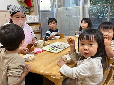 午後の活動「手作りおやつ」