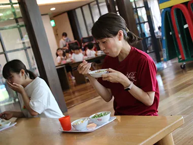 給食「いっぱい食べて健康な体づくり」